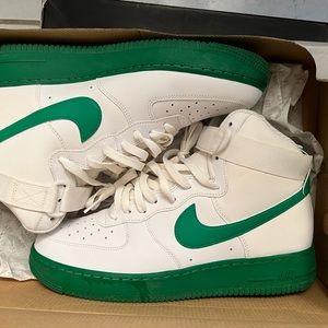 Green and white Air Force 2s